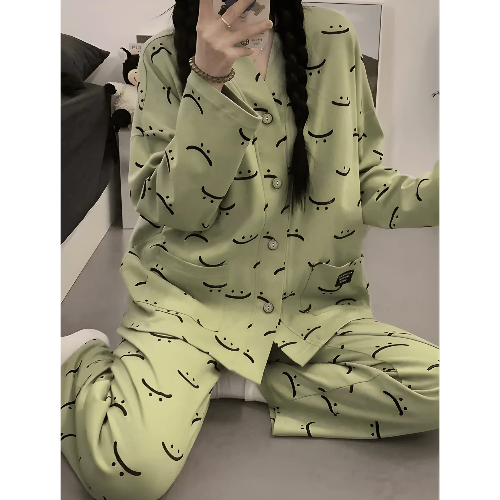 Green Autumn Smiley V-Neck Button Printed Night Suit
